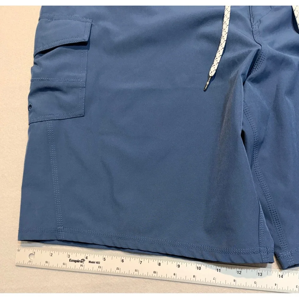Salty Crew Mens Board Shorts Blue Cargo Quick Dry Stretch Size 40‎